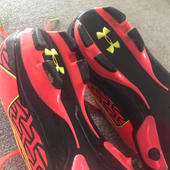 🔶5/20$!! Under Armour Neon Force Cleats - Picture 9 of 11